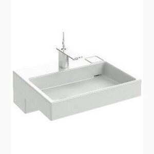 Terrace Series White Vanity Top With Single Faucet Hole Basin